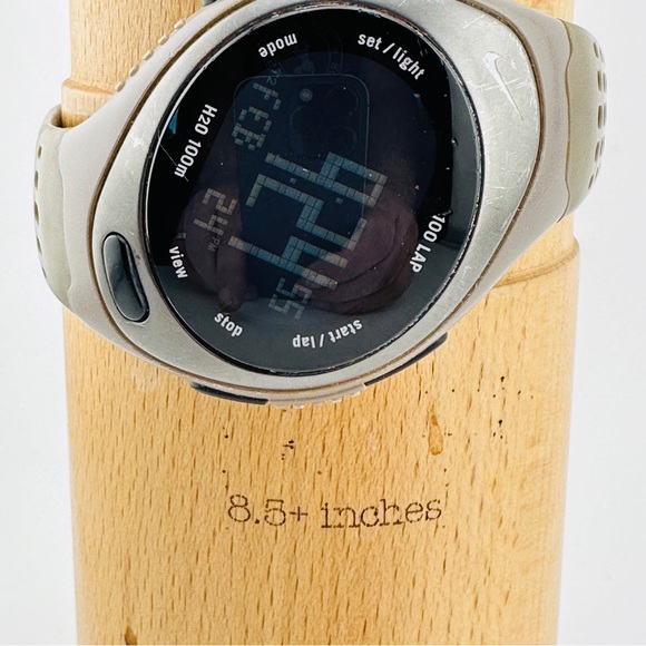 Nike Bowerman Rare Brown Running Watch - Picture 2 of 9